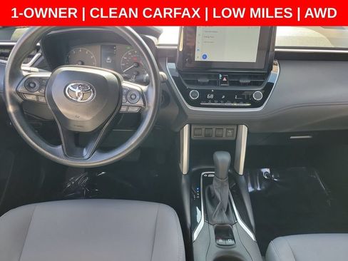 Used 2025 Toyota Corolla Cross AWD Hybrid image 12