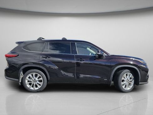 Used 2022 Toyota Highlander Limited image 26