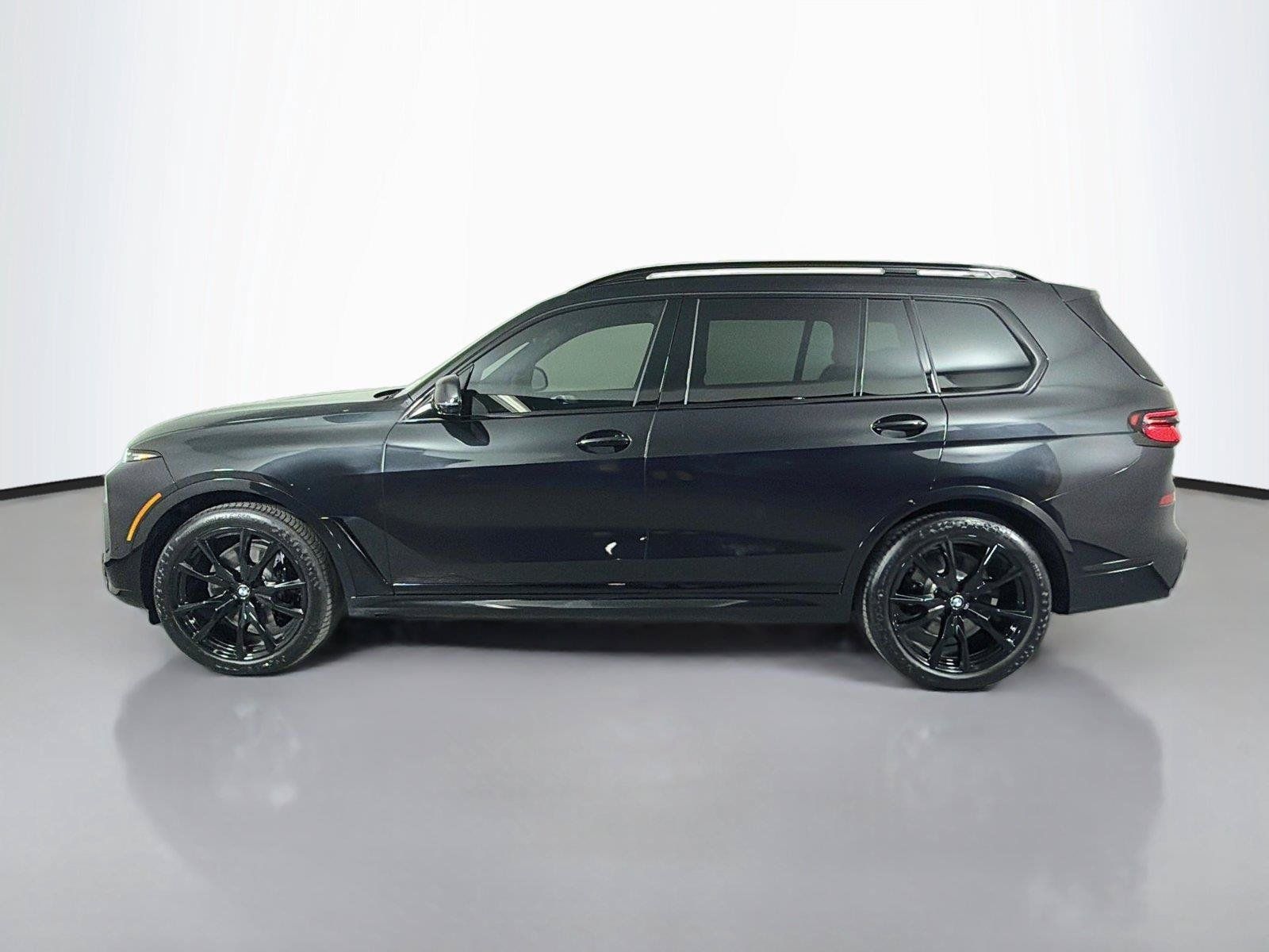 New 2027 BMW X7 xDrive40i w/ M Sport Package AWD/4WD image 8