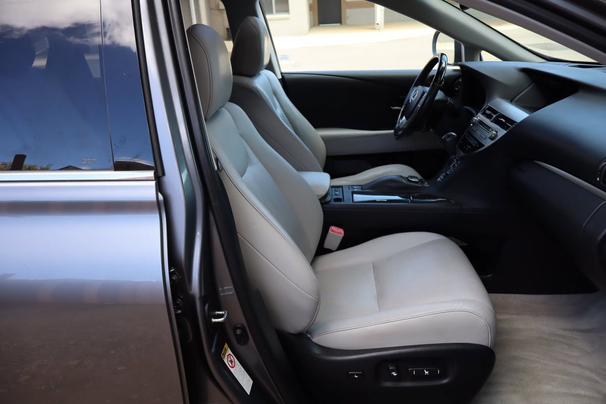 Used 2013 Lexus RX 450h AWD w/ Navigation Pkg image 22