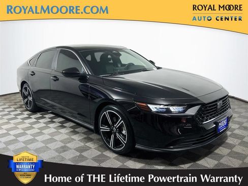 Used 2023 Honda Accord Sport image 1