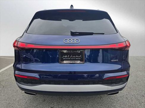 New 2025 Audi Q5 Prestige image 4