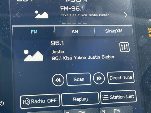 Used 2023 Subaru Outback Premium AWD/4WD image 14