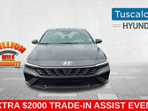 New 2026 Hyundai Elantra SEL Sport Premium FWD image 2