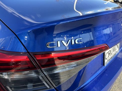Used 2023 Honda Civic EX image 29
