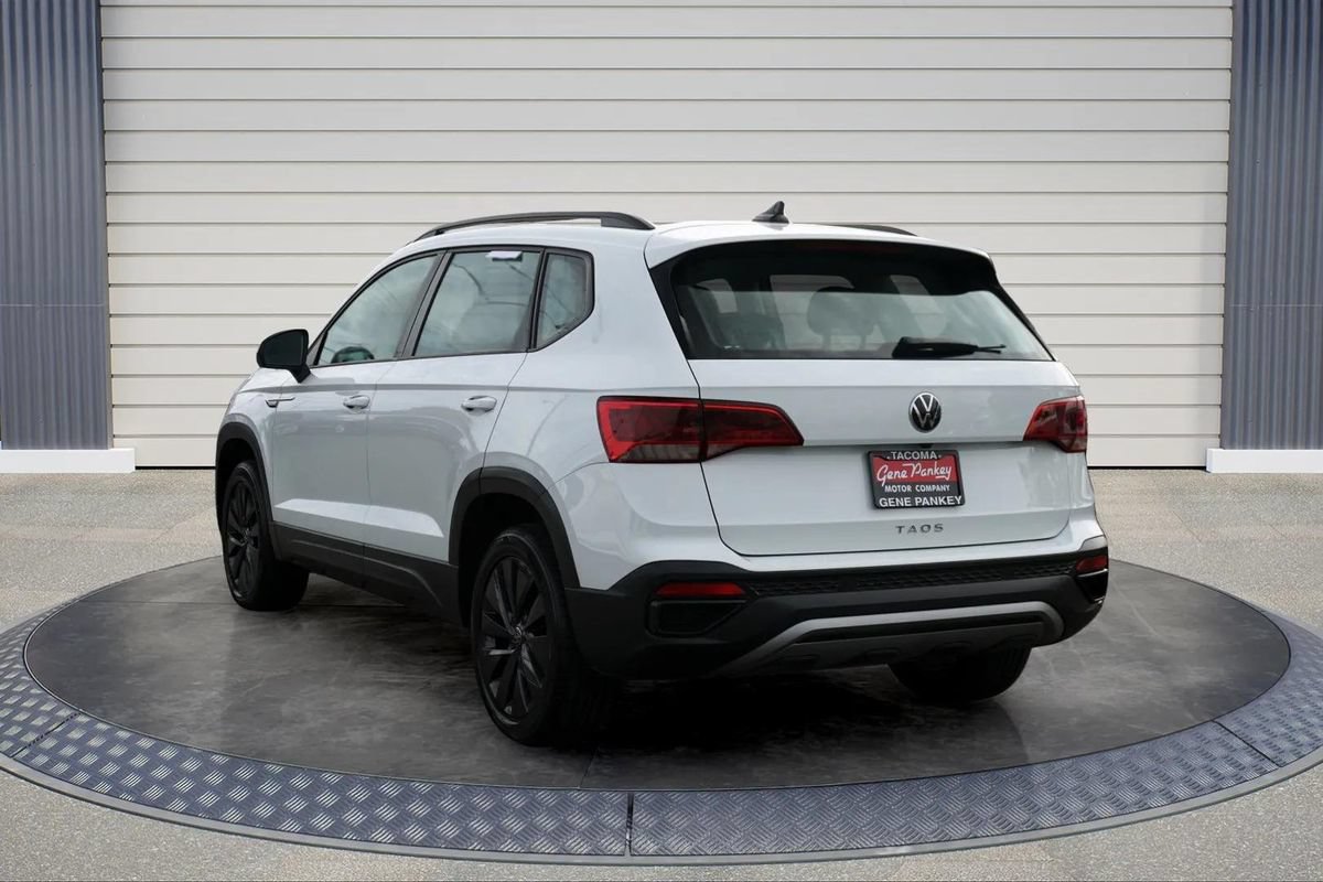 Used 2024 Volkswagen Taos S FWD image 5