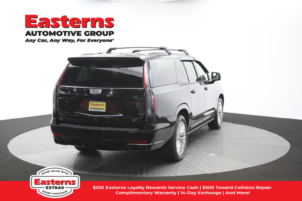 Used 2024 Cadillac Escalade ESV Sport Platinum w/ LPO, ONYX Package AWD/4WD image 48