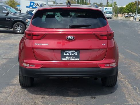Used 2019 Kia Sportage EX w/ EX Premium Package FWD image 7