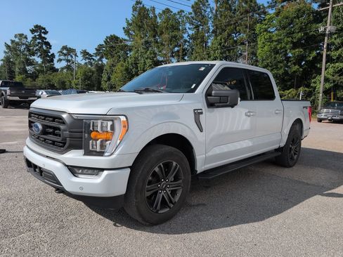 Used 2022 Ford F150 XLT w/ Equipment Group 302A High AWD/4WD image 4