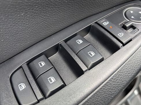 Certified 2024 Kia Seltos EX AWD/4WD image 19