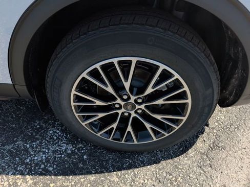 New 2026 Ford Escape SE image 32