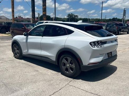 Used 2021 Ford Mustang Mach-E Select RWD image 5