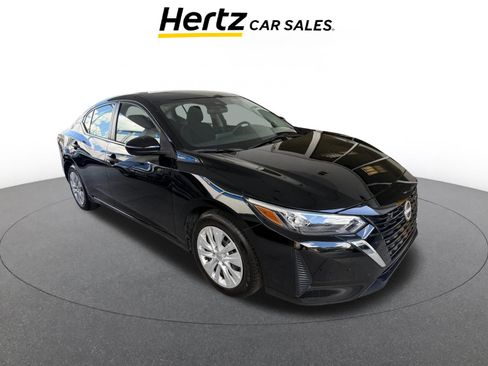 Used 2025 Nissan Sentra S image 1