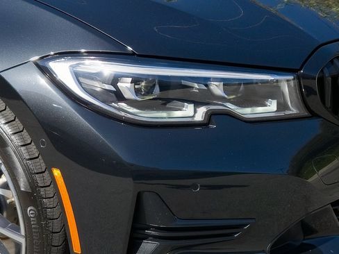 Used 2021 BMW 330i Sedan w/ Premium Package image 8