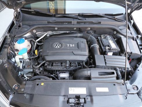 Used 2016 Volkswagen Jetta Sport image 14