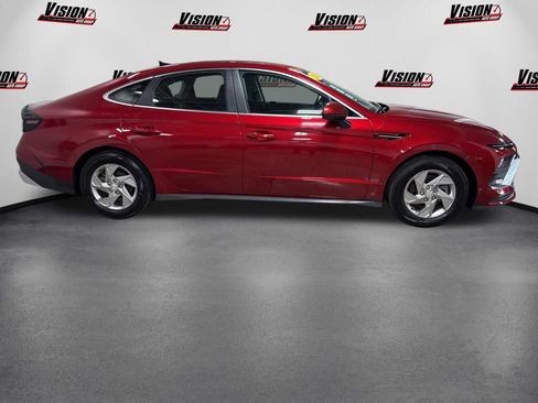 Certified 2025 Hyundai Sonata SE FWD image 4