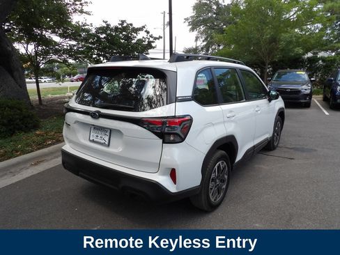 Used 2026 Subaru Forester AWD/4WD image 7