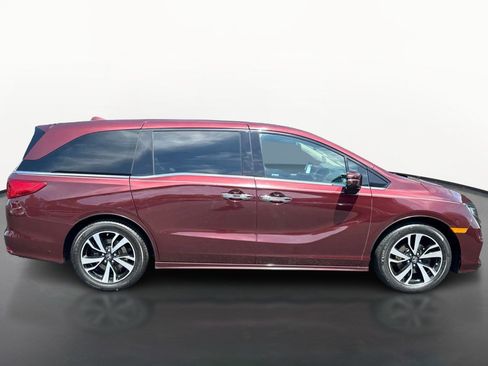 Used 2019 Honda Odyssey Elite image 2