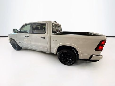 Used 2025 RAM 1500 Big Horn AWD/4WD image 9