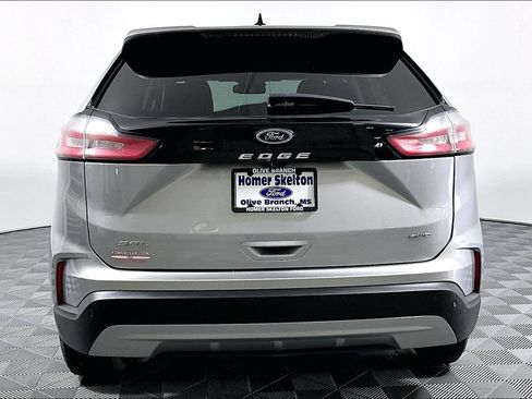 Used 2024 Ford Edge SEL w/ Convenience Package AWD/4WD image 4