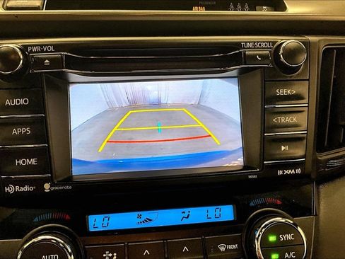 Used 2017 Toyota RAV4 SE AWD/4WD image 13