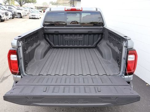Used 2026 GMC Canyon AT4 AWD/4WD image 8