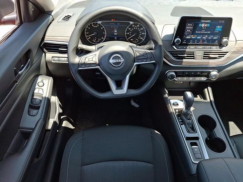 New 2026 Nissan Altima 2.5 SV AWD/4WD image 10