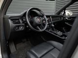 Certified 2025 Porsche Macan image 4