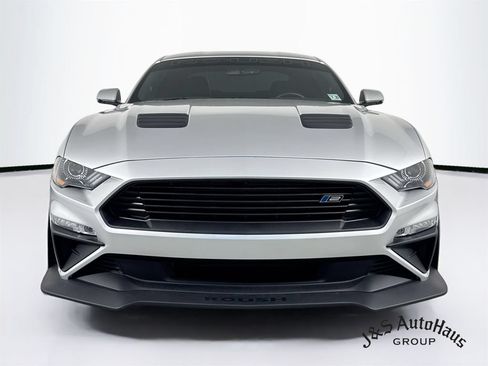 Used 2019 Ford Mustang GT Premium w/ GT Performance Package RWD image 2