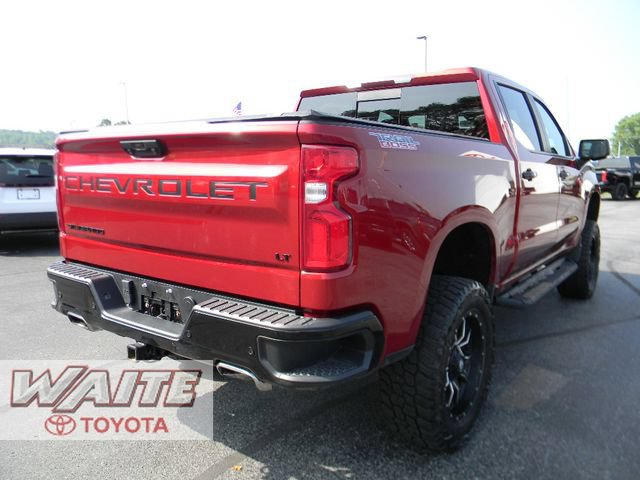 Used 2022 Chevrolet Silverado 1500 LT Trail Boss w/ LT Trail Boss Premium Package AWD/4WD image 2