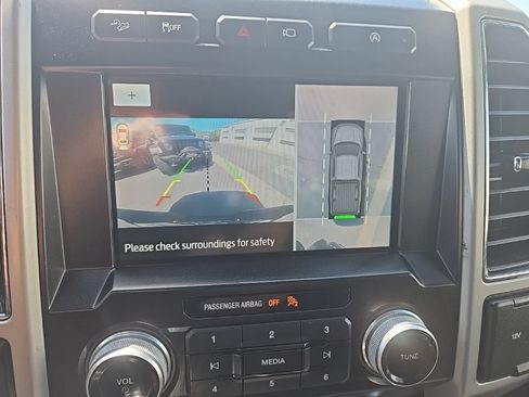 Used 2020 Ford F150 Lariat w/ Equipment Group 502A Luxury AWD/4WD image 19