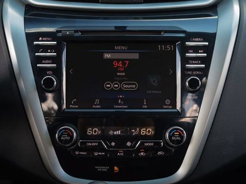 Used 2019 Nissan Murano S FWD image 29