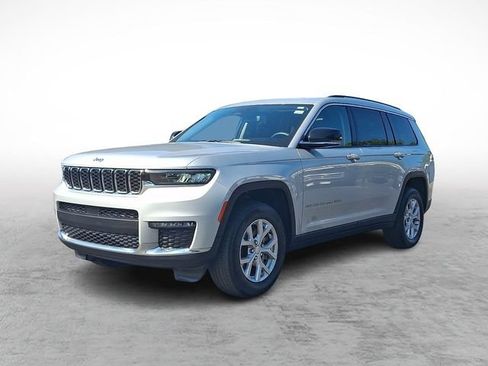 Used 2023 Jeep Grand Cherokee L Limited AWD/4WD image 3