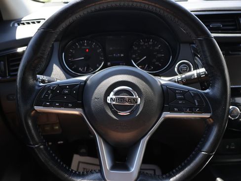 Used 2022 Nissan Rogue Sport SV AWD/4WD image 33
