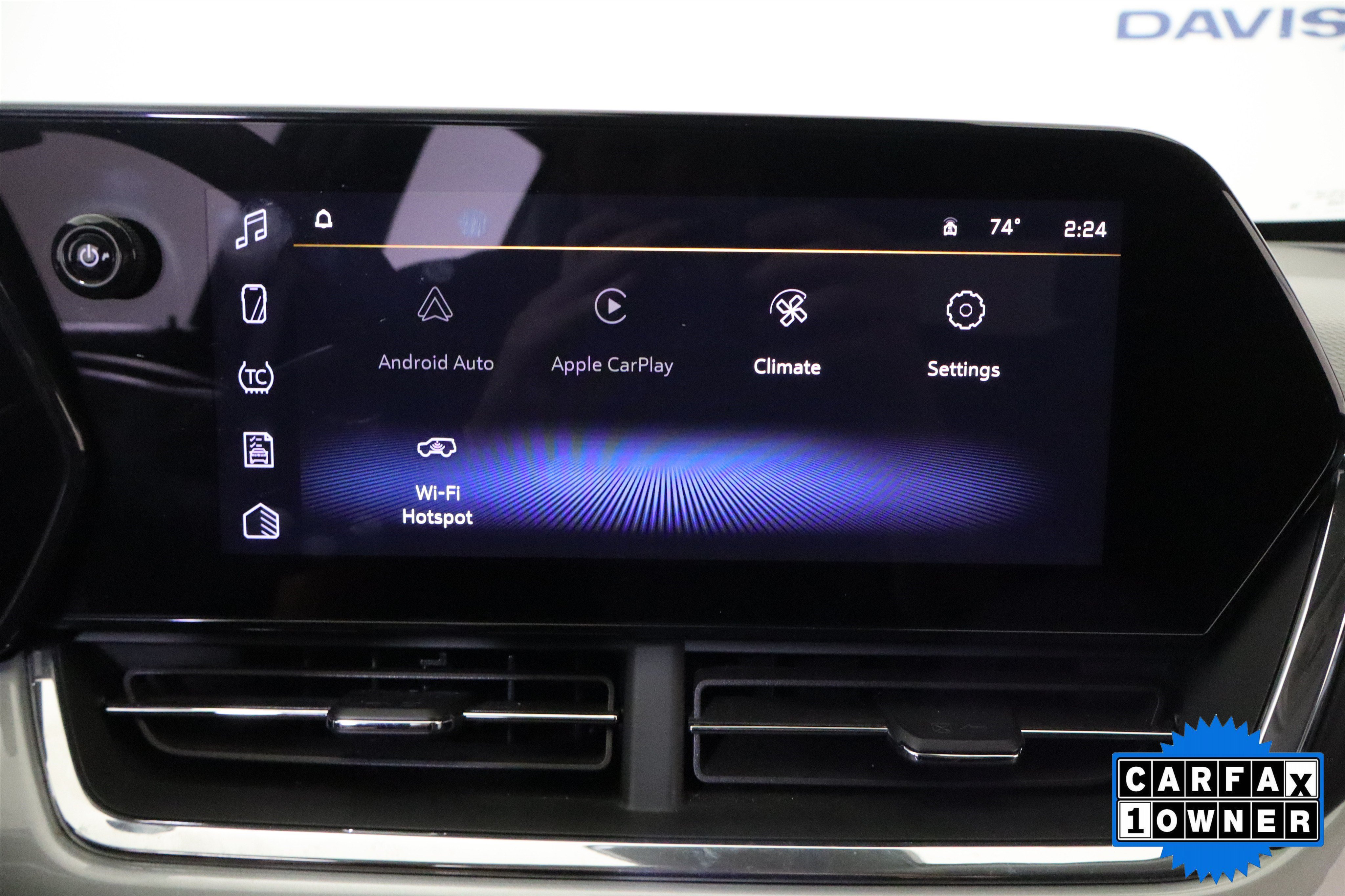 Used 2025 Chevrolet Trax LT FWD image 24