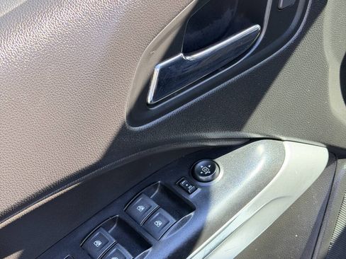 Used 2019 Chevrolet Colorado LT w/ LT Convenience Package RWD image 19