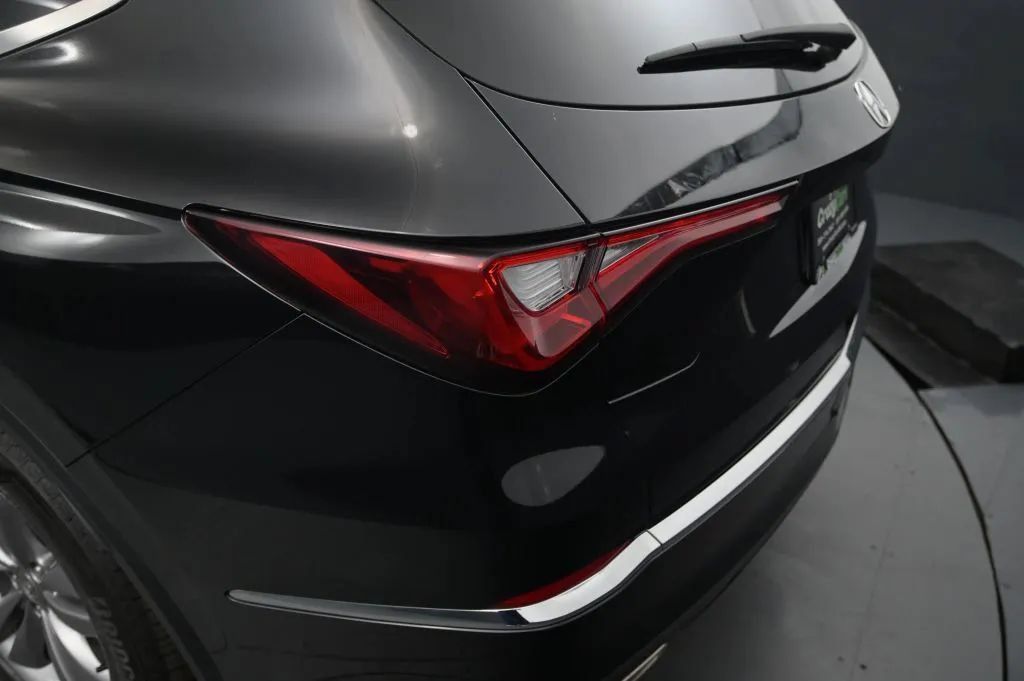 Used 2022 Acura MDX SH-AWD image 14