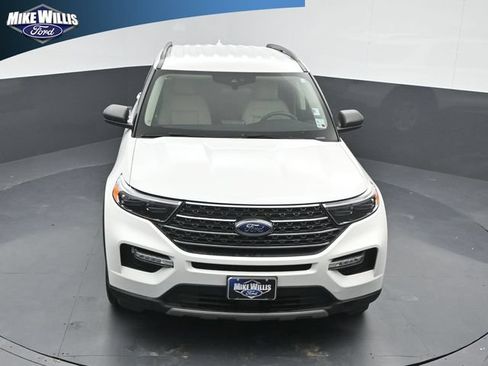 Used 2024 Ford Explorer XLT w/ Equipment Group 202A RWD image 10