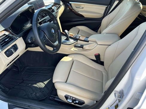 Used 2018 BMW 340i Sedan RWD image 14