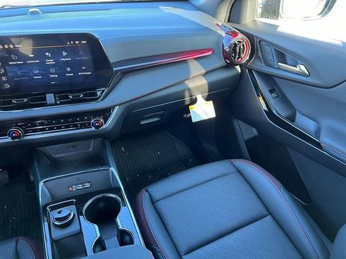 New 2026 Chevrolet Equinox RS w/ Convenience Package III image 32