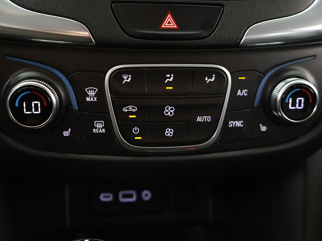 Used 2020 Chevrolet Equinox LT FWD image 47