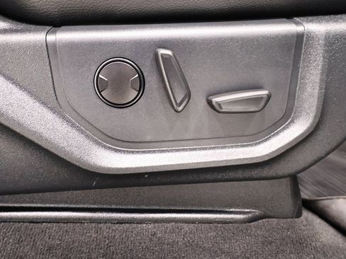 Certified 2022 Ford F250 Lariat w/ Lariat Ultimate Package image 23