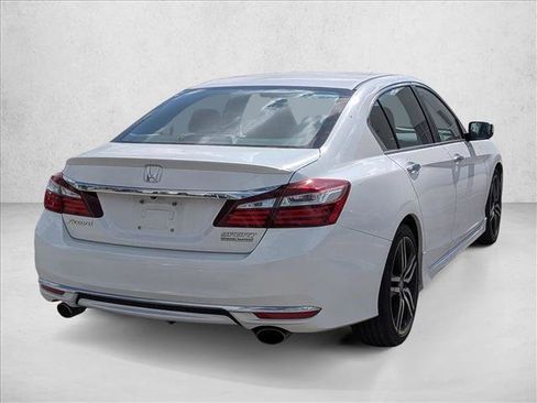 Used 2017 Honda Accord Sport Special Edition image 5