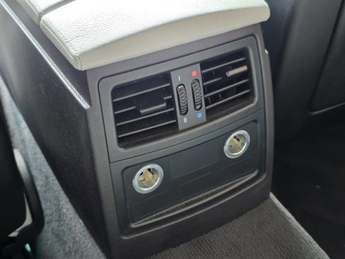 Used 2006 BMW M5 RWD image 31