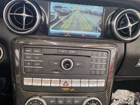 Used 2017 Mercedes-Benz SLC 43 AMG image 25