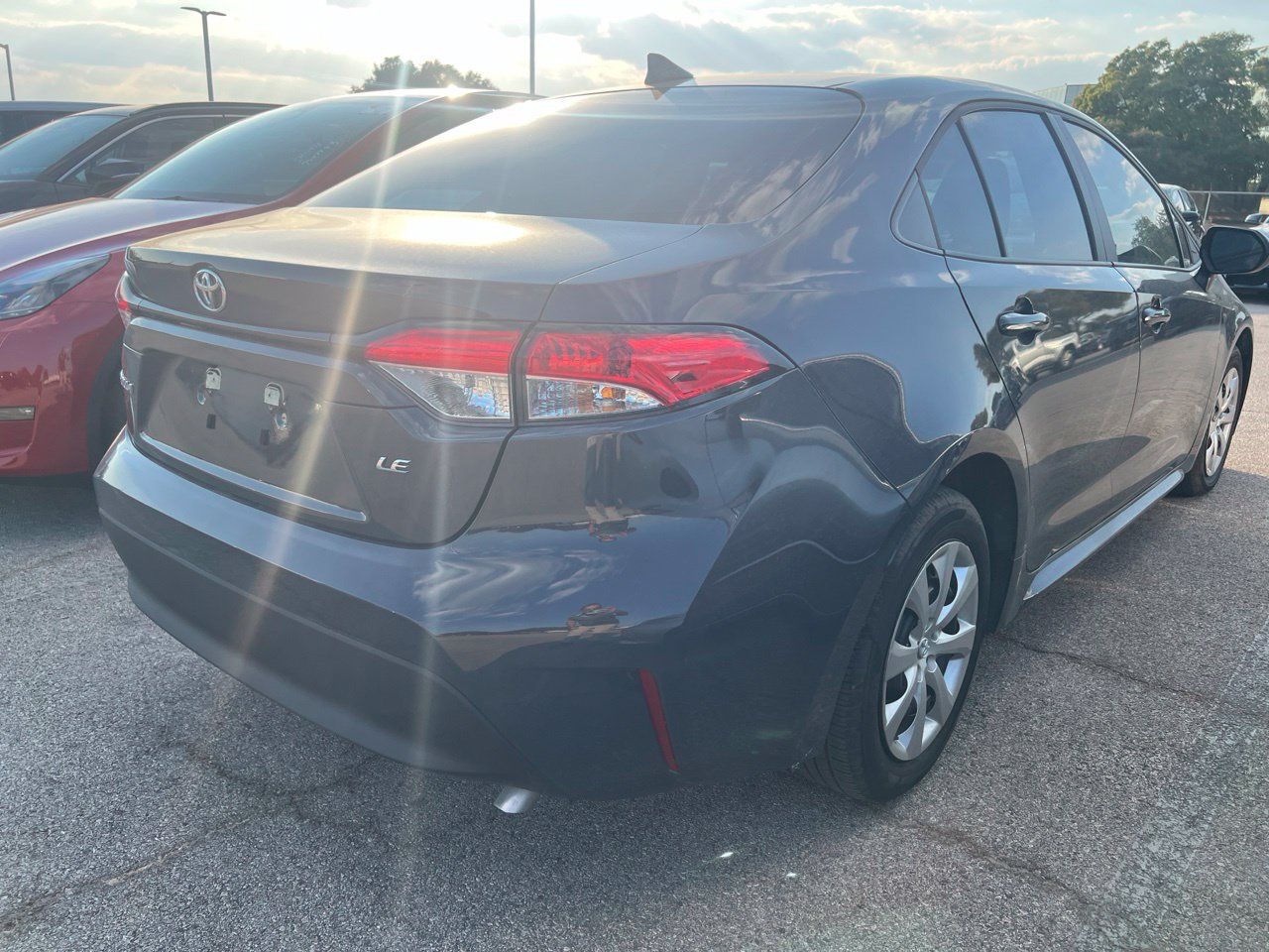 Used 2025 Toyota Corolla LE FWD image 4