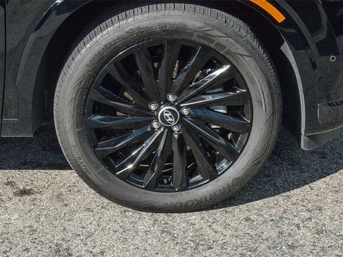 Used 2024 Hyundai Palisade Calligraphy image 10