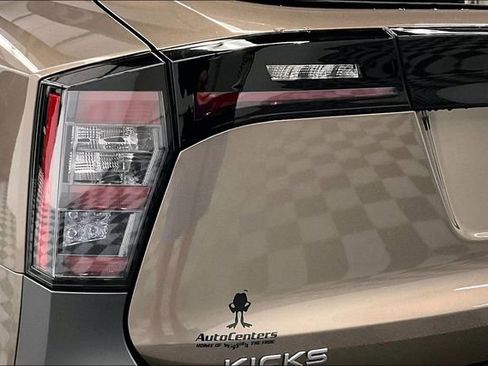 New 2026 Nissan Kicks SR w/ SR Premium Package image 18