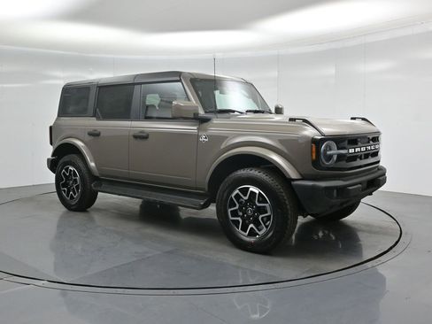 New 2026 Ford Bronco Outer Banks AWD/4WD image 24