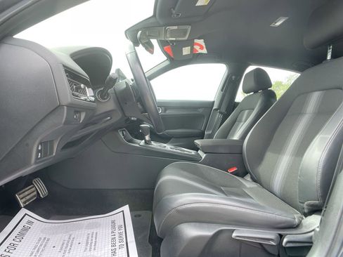 Certified 2024 Honda Civic Sport image 12